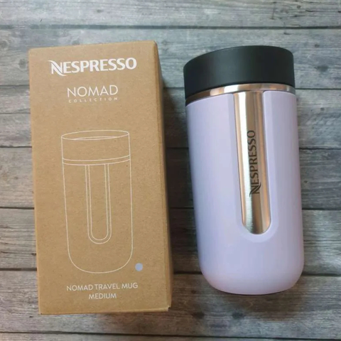 Nespresso Nomad Travel Mug M – Lilac - ספל מקורי של נספרסו בצבע סגול לילך גודל מדיום - Vinoli